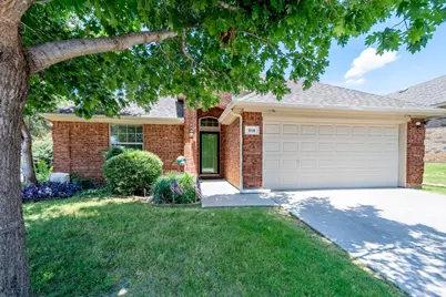 514 Renee Drive, Euless, TX 76040 - Photo 4