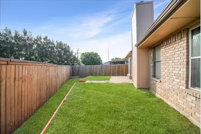 2604 S Meadow Drive, Fort Worth, TX 76133 - Photo 20