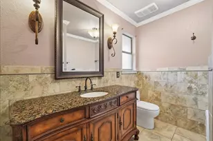 2604 S Meadow Dr, Fort Worth, TX 76133 - Photo 18