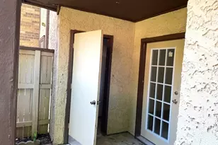 1109 Calico Ln, Arlington, TX 76011 - Photo 20