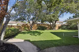 4331 Laren Ln, Dallas, TX 75244 - Photo 34