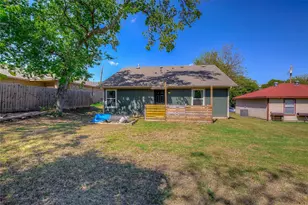1411 Hemphill St, Greenville, TX 75401 - Photo 18