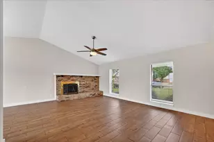 5424 Gregory Dr, Flower Mound, TX 75028 - Photo 4