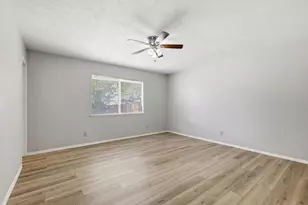 7323 Ashcrest Ln, Dallas, TX 75249 - Photo 16
