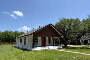 1212 Earl St, Commerce, TX 75428 - Photo 2