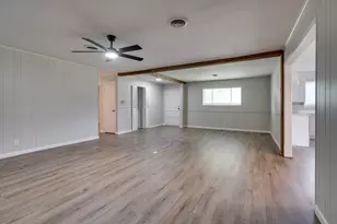 140 Joyce Dr, Argyle, TX 76226 - Photo 8