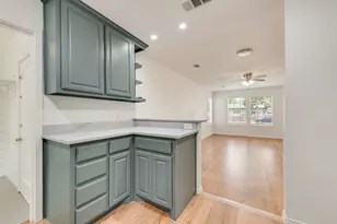 1223 Casa Vale Dr, Dallas, TX 75218 - Photo 16