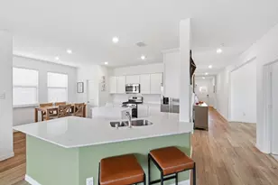 948 High Noon Dr, Fort Worth, TX 76052 - Photo 10