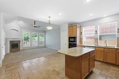 5913 Independence Court, Rowlett, TX 75089 - Photo 8