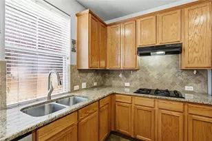 5913 Independence Ct, Rowlett, TX 75089 - Photo 10