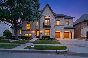 5745 Bernay Ln, Plano, TX 75024 - Photo 2
