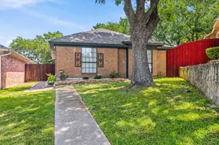 1803 Sherwood Pl, Carrollton, TX 75006 - Photo 2