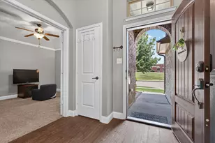 441 E Wishbone Ln, Fort Worth, TX 76052 - Photo 6