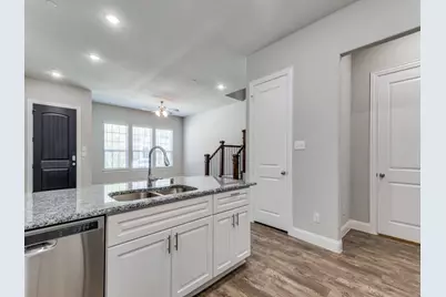 1560 Windermere Way, Farmers Branch, TX 75234 - Photo 6