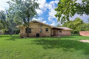 604 Casa Linda St, Ennis, TX 75119 - Photo 28
