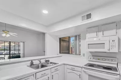 2440 Sunflower Drive, Arlington, TX 76014 - Photo 8