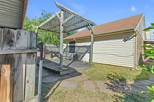 2440 Sunflower Dr, Arlington, TX 76014 - Photo 16