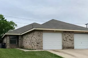 1904L San Rafael St, Fort Worth, TX 76134 - Photo 1