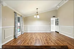 1824 Castille Dr, Carrollton, TX 75007 - Photo 6