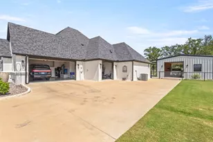 628 Winkler Wy, Springtown, TX 76082 - Photo 2