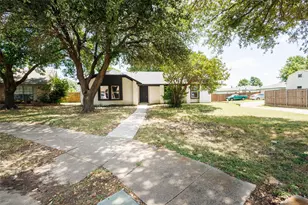 2437 Trenton Cir, Mesquite, TX 75150 - Photo 1