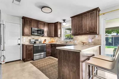 10206 Sherbrook Lane, Dallas, TX 75229 - Photo 10