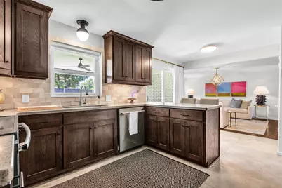 10206 Sherbrook Lane, Dallas, TX 75229 - Photo 10