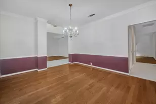 1300 Yellowstone Ln, Carrollton, TX 75006 - Photo 10
