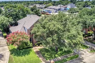 1300 Yellowstone Ln, Carrollton, TX 75006 - Photo 4