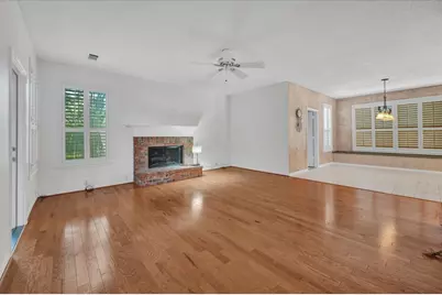 1300 Yellowstone Lane, Carrollton, TX 75006 - Photo 16