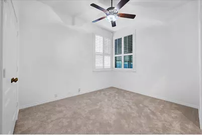 1300 Yellowstone Lane, Carrollton, TX 75006 - Photo 20