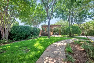 1300 Yellowstone Ln, Carrollton, TX 75006 - Photo 32