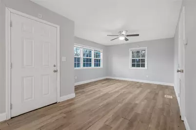 422 S Stone Street, Mineola, TX 75773 - Photo 2
