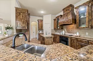 9300 Wood Duck Dr, Fort Worth, TX 76118 - Photo 12