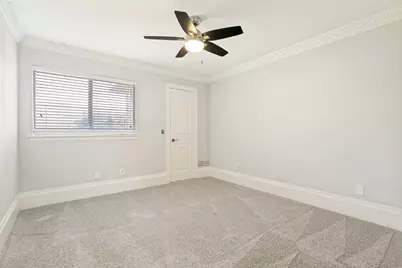 1000 Wiltshire Drive, Carrollton, TX 75007 - Photo 24
