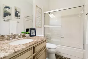 1000 Wiltshire Dr, Carrollton, TX 75007 - Photo 22