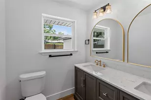1708 High Point Cir, Garland, TX 75041 - Photo 4