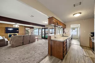 521 Nob Hill Ln, Seven Points, TX 75143 - Photo 14