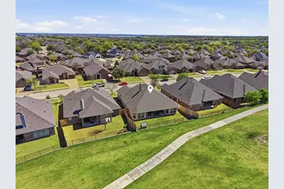 7224 Prestwick Terrace, Benbrook, TX 76126 - Photo 24
