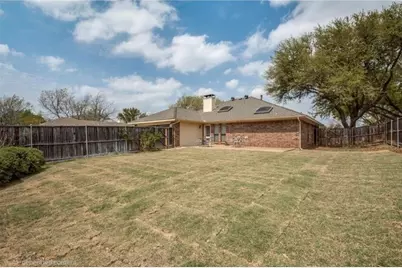 2110 Teton, Carrollton, TX 75006 - Photo 12