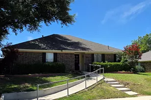 2110 Teton, Carrollton, TX 75006 - Photo 2