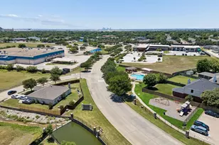 616 Steerman Ct, Saginaw, TX 76179 - Photo 30