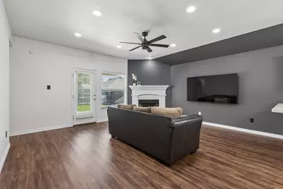 616 Steerman Court, Saginaw, TX 76179 - Photo 6
