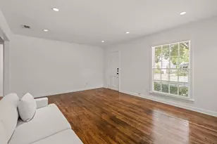 2725 Wayside Ave, Fort Worth, TX 76110 - Photo 4