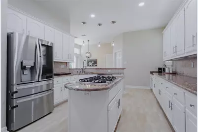 7611 Sweetgum Drive, Irving, TX 75063 - Photo 20