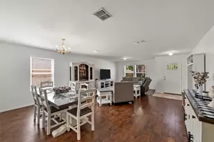2305 Avalon Creek Way, McKinney, TX 75071 - Photo 4