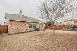 4028 Irish Setter Dr, Fort Worth, TX 76123 - Photo 2