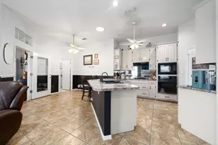 215 Sioux Dr, Waxahachie, TX 75165 - Photo 4