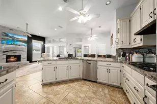 215 Sioux Dr, Waxahachie, TX 75165 - Photo 6