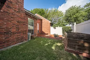 215 Sioux Dr, Waxahachie, TX 75165 - Photo 34